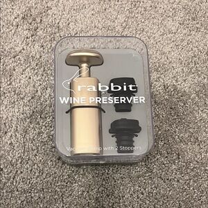 Rabbit Wine Preserver NWT NIB